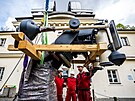 Do tefánikovy hvzdárny se po renovaci vrátil její hlavní dalekohled. (10....