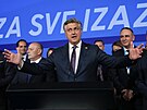 Chorvatský premiér Andrej Plenkovi slaví výsledky parlamentních voleb. (17....