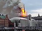 V Kodani hoí budova burzy, zítila se hlavní v