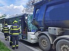 Nehoda autobusu a n�kladn�ho auta ve Vysok�m M�t�. (18. dubna 2024)