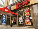 Restaurace Wendy's na Manhattanu v New Yorku (5. kvtna 2020)