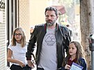 Ben Affleck a jeho dcery Violet a Seraphina (Los Angeles, 11. íjna 2017)