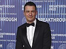 Orlando Bloom na udílení Breakthrough Prize (Los Angeles, 13. dubna 2024)