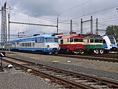 V Olomouci byly k vidÄn­ star© vlaky Pantograf a Tornádo spolu s RegioPanterem