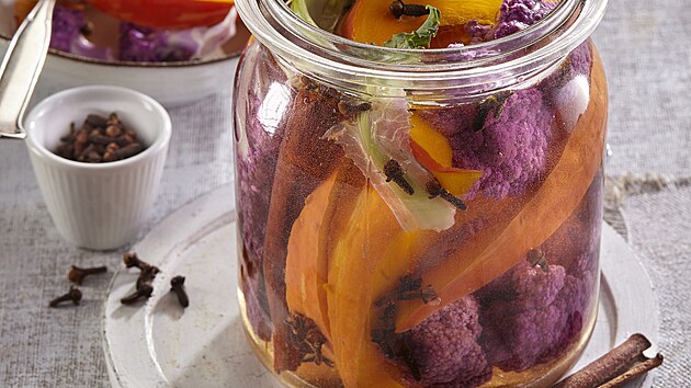 Zavaená dýn s kvtákem