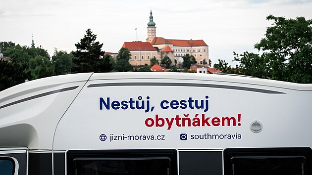 Camping Mikulov nabz na kraji msta sedmdest mst pro karavany. (16. dubna 2024)