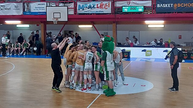 Derbiyi yumruklar bitirdi.  Žabin ve KP Brno arasındaki yarı finalin ardından teknik direktörler kavga etti