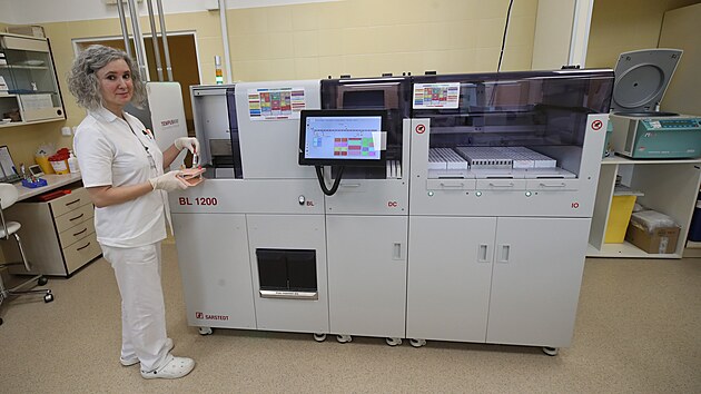 Krnovsk nemocnice zaala pouvat systm Tempus600, kter pepravuje laboratorn vzorky z rznch oddlen do centrln laboratoe.