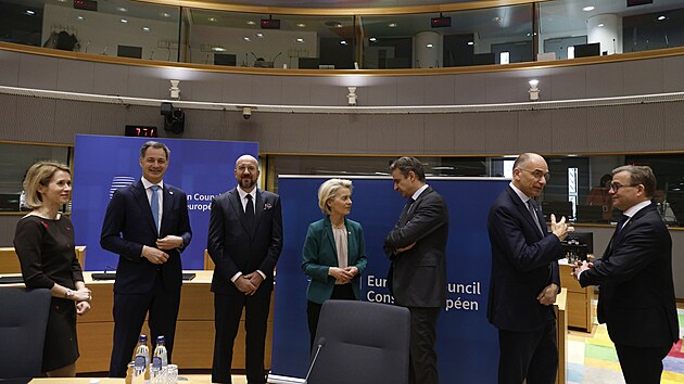 Prezidenti a premii lenskch zem Evropsk unie se ve tvrtek v zvren den dvoudennho summitu v Bruselu budou zabvat zejmna konkurenceschopnost a prosperitou evropskho bloku a jeho posilovnm.  (18. dubna 2024)