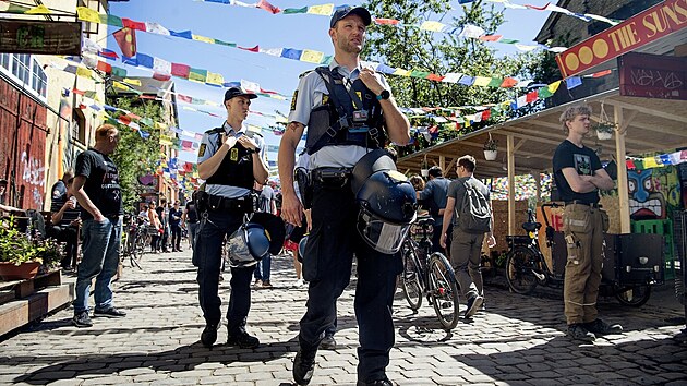 Policejn hldka v alternativn tvrti Christiania v Kodani (16. bezna 2024)hristiania v Kodani v Dnsku. (11. nora 2004)