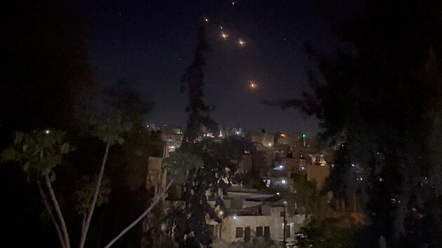 �r�n vypustil bezpilotn� letouny sm�rem k Izraeli. (14. dubna 2024)