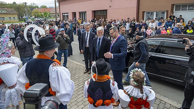 Prezident Petr Pavel v rmci nvtvy Zlnskho kraje navtvil obec Ostrosk Lhota. (17. dubna 2024)