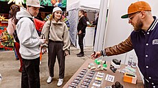 V areálu Nové Zbrojovky v Brn� se do ned�le koná první ro�ník festivalu konopí...