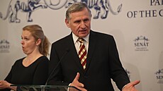 Senát má na programu mj. návrh zm�ny ob�anského zákoníku upravující partnerství...