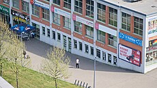 Bývalý rockový klub Golem ve Zlín� sídlí v budov� Tr�nice. (duben 2024)