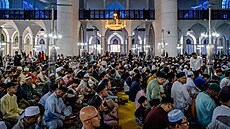 Malajsijtí muslimové slaví svatý msíc ramadán. (10. dubna 2024)