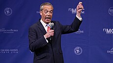 Nigel Farage hovoí bhem konference konzervativních a nacionalistických...