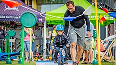 Rodi��, kte�í vedou své d�ti k pohybu a sami sportují, bohu�el ubývá.