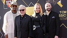 Samuel L. Jackson, Harvey Keitel, Uma Thurmanová a John Travolta na setkání...