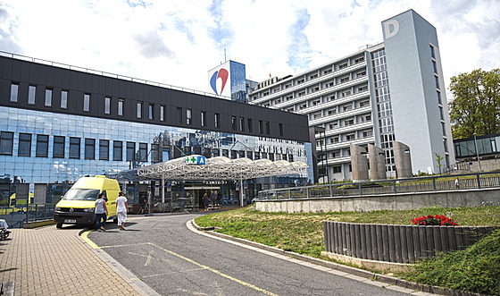 Pohled na budovu A olomoucké fakultní nemocnice, v ní mimo jiné sídlí oddlení...