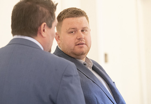 Ortinský si ve vězení odsedí devět let. Spáchal podvod století za 2,4 miliardy
