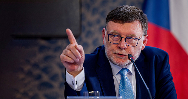 Slib vlády se zadrhl. Zvýšení daňové slevy na poplatníka je drahé, tvrdí teď ministr Stanjura