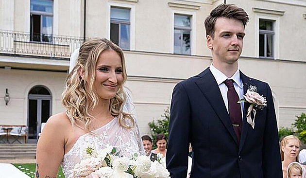 Tenistka Markéta Vondroušová se po necelých dvou letech manželství rozvádí