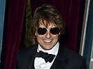 Tom Cruise odchází z oslavy padesátin Victorie Beckhamové (21. dubna 2024)