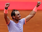 panl Rafael Nadal slaví postup do osmifinále turnaje v Madridu.