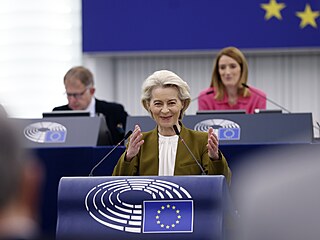 éfka Evropské komise Ursula von der Leyenová hovoí na slavnostní zasedání ku...