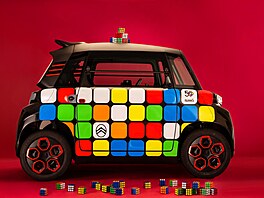 Citroën pemnil své mikroauto Ami v Rubikovu kostku. Ve speciálním Maison...