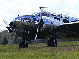 Beechcraft C-45 Expeditor byl na leteckém dni v Plasích jedním z lákadel. (27....