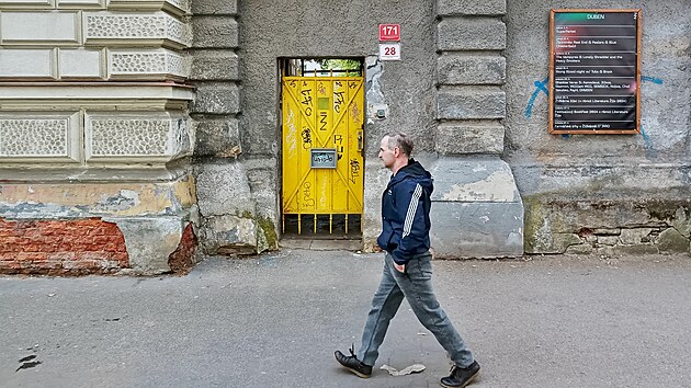 st ikovch kasren vyuvaj rzn spolky napklad k podn trh, koncert i dalch akc pro veejnost.