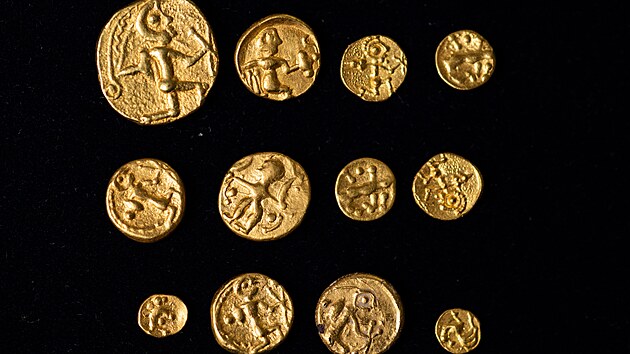 Muzeum v Novém Straecí vystaví vzácné keltské mince. (22. dubna 2024)