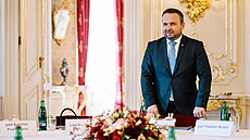 Ministr práce a sociálních v�cí a p�edseda KDU-�SL Marian Jure�ka dorazil na...