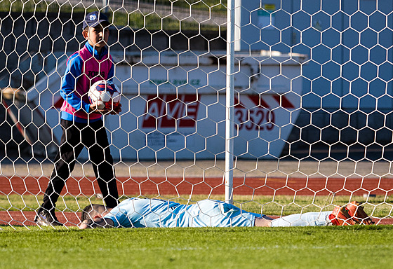 27. 4. 2024, �eská fotbalová liga, FK Viagem Ústí nad Labem - Slovan Velvary....