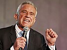 Robert F. Kennedy Jr. na mítinku v Kalifornii (30. bezna 2024)