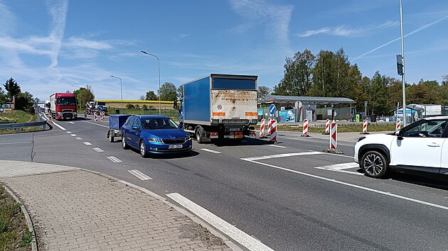 Msto Havlkv Brod chce kiovatku severovchodnho obchvatu s Kyjovskou ulic nechat upravit, rozit, doplnit o pechod pro chodce a osadit semafory.