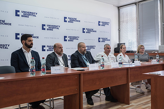 Tisková konference ke vzniku Centra precizní medicíny Fakultní nemocnice Brno....
