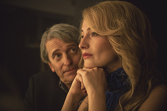 David Pracha� a Anna Fialová v záv�re�né �ad� seriálu Iveta