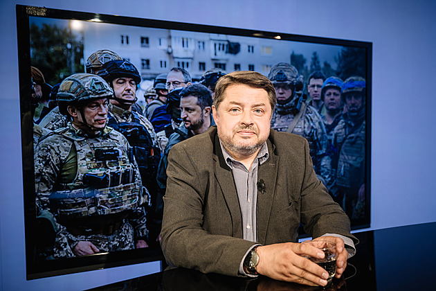 Ukrajinista: Zelenskyj podporu ztratil, jeho lidé překračují ústavní rámec