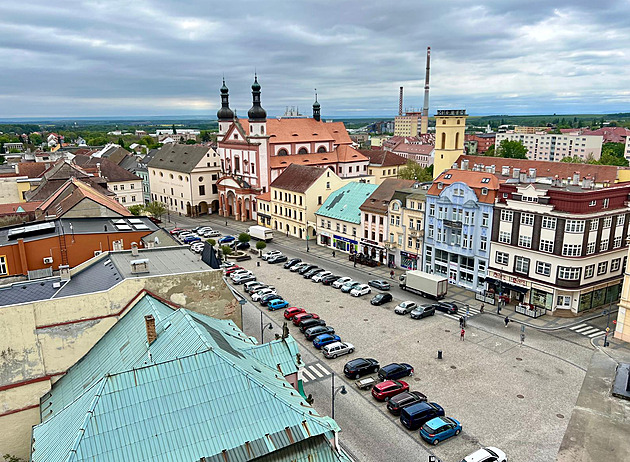 Pre-Election Bizarre in Chomutov: Opposition Movement's Name Stolen After 16 Years