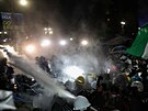 Na Kalifornské univerzit v Los Angeles (UCLA) eskalovaly demonstrace píznivc...