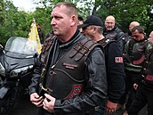 Proputinovská motorkáská skupina Noní vlci se chystá uctít památku padlých...