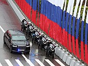 Staronový ruský prezident vyrazil na slavnostní inauguraci ve modernizované...