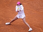 Polská tenistka Iga wiateková v duelu s Ameriankou Madison Keysovou v...