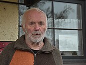 Dvaaosmdesátiletý Jaroslav Pavlíek jet donedávna poádal kurzy peití....