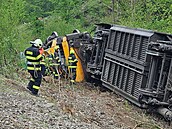 Na elezniní trati mezi obcemi isovice a Mchenice vykolejil osobní vlak bez...