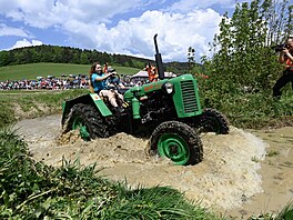 Jedenáctý roník tradiní traktoriády, 4. kvtna 2024, Zdchov, Vsetínsko.