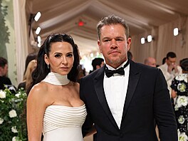 Luciana Damonová a Matt Damon na Met Gala v New Yorku (6. kvtna 2024)